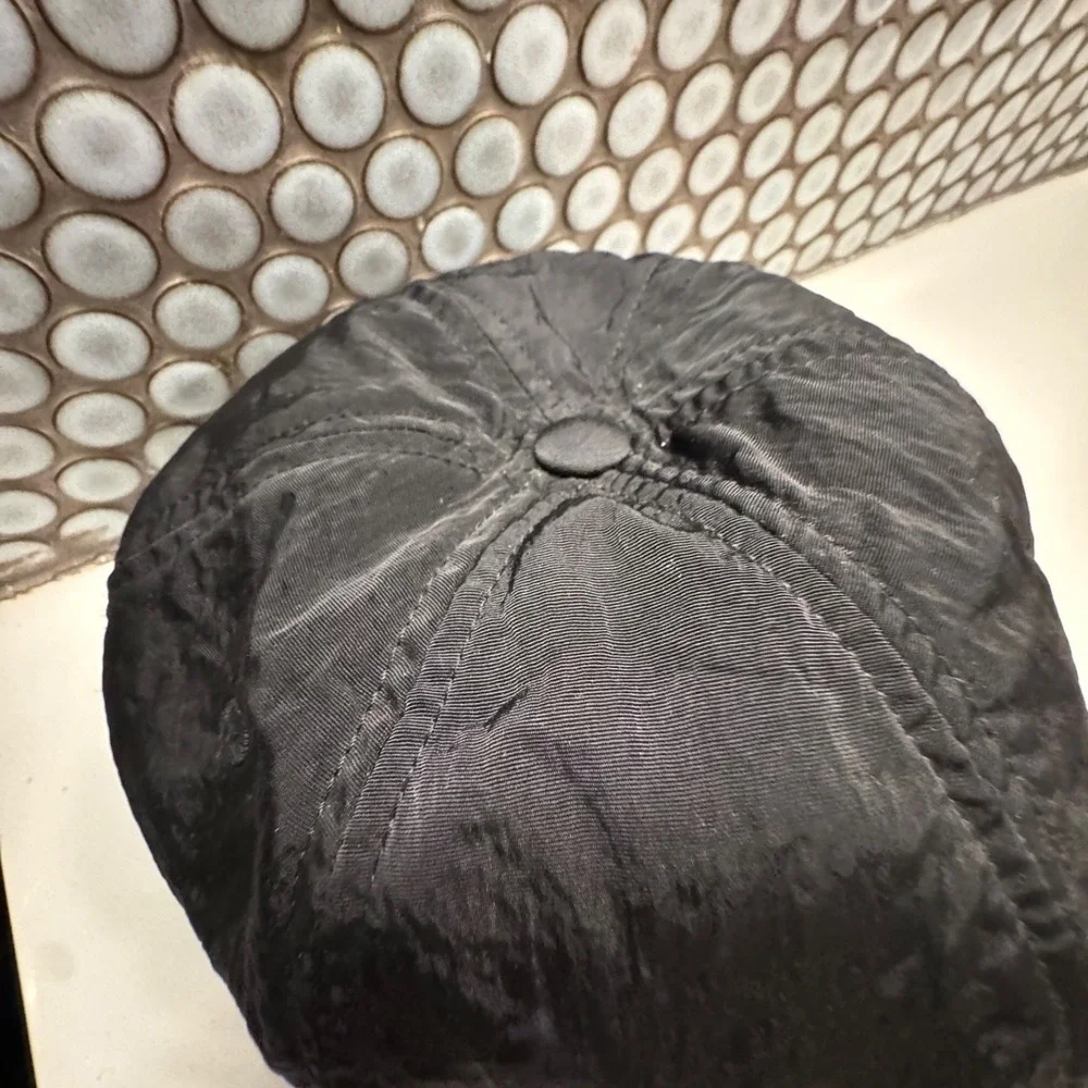 Lululemon Hat Cap‎ One Size Black Lightweight Running Hat Adjustable Strap Back